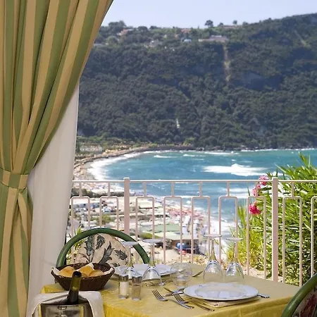 Terme Royal Palm Hotell 4*