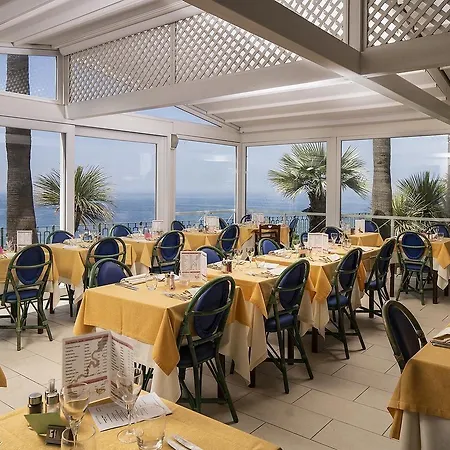 テルメ ロイヤル パーム 4* Forio di Ischia