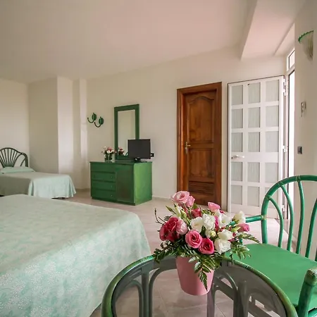 テルメ ロイヤル パーム 4* Forio di Ischia